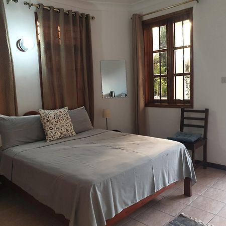 בו ואלון La Maison Hibiscus Self Catering Accommodation מראה חיצוני תמונה