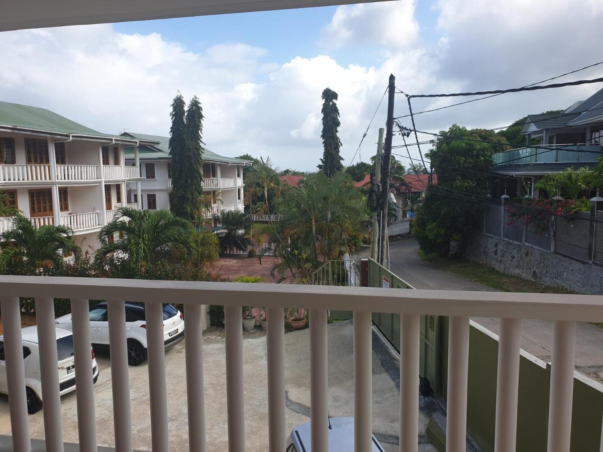 בו ואלון La Maison Hibiscus Self Catering Accommodation מראה חיצוני תמונה