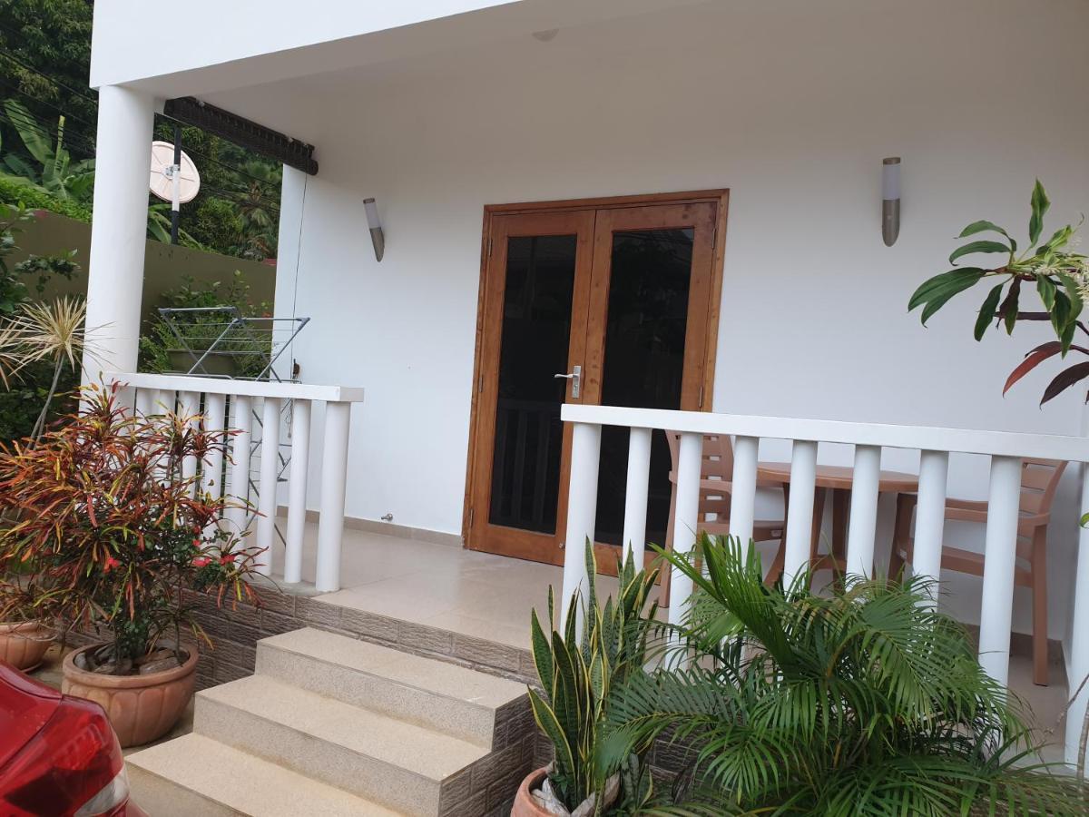 בו ואלון La Maison Hibiscus Self Catering Accommodation מראה חיצוני תמונה