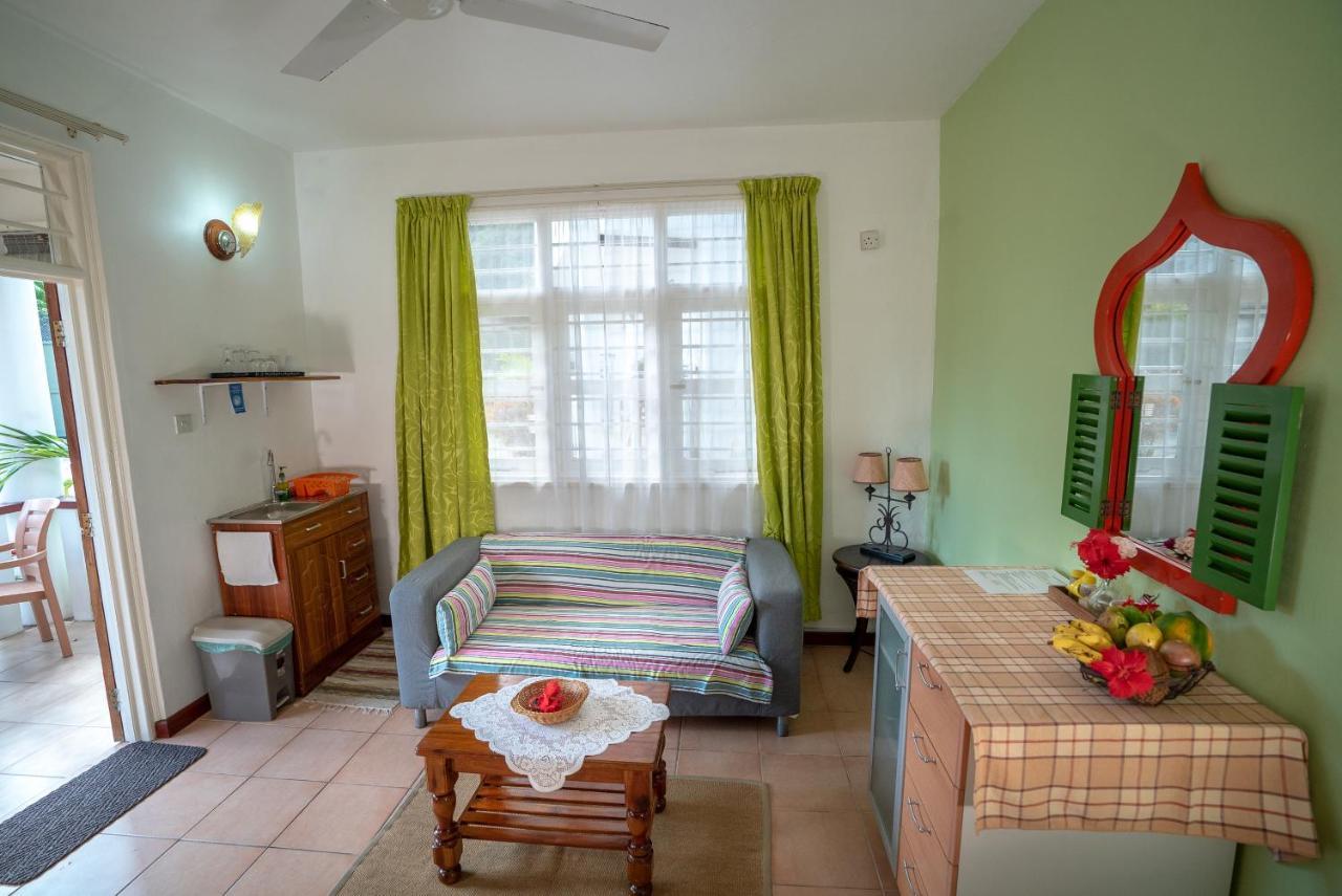 בו ואלון La Maison Hibiscus Self Catering Accommodation מראה חיצוני תמונה