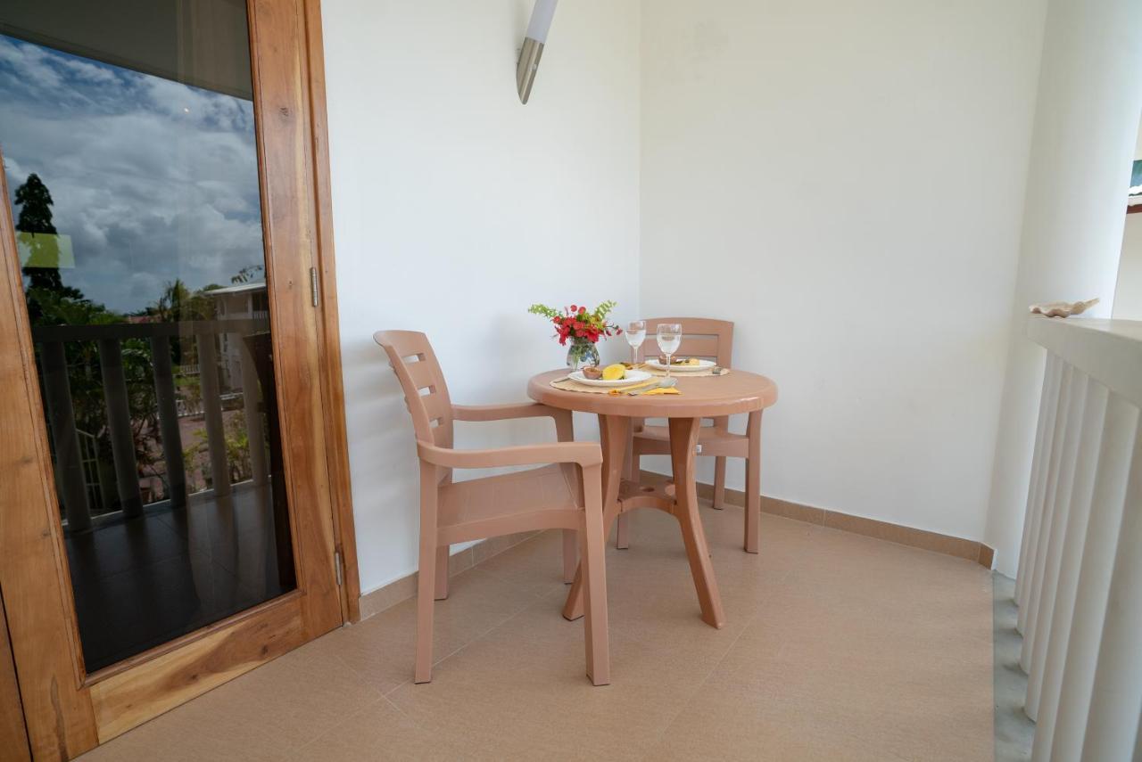 בו ואלון La Maison Hibiscus Self Catering Accommodation מראה חיצוני תמונה