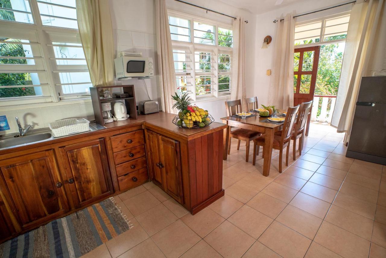 בו ואלון La Maison Hibiscus Self Catering Accommodation מראה חיצוני תמונה