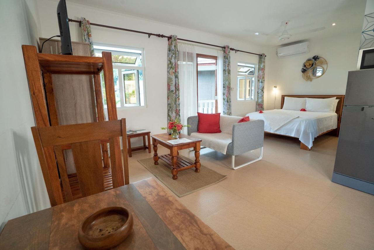 בו ואלון La Maison Hibiscus Self Catering Accommodation מראה חיצוני תמונה